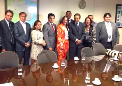 Prefeitos do COMEFC se reúnem com o ministro Edison Lobão