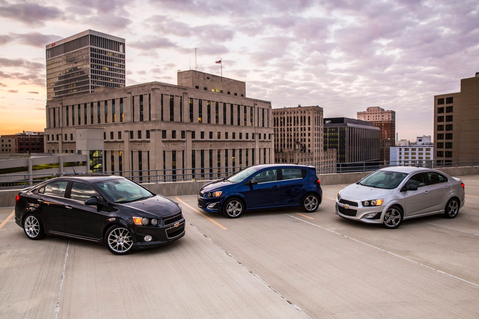 [2014-Chevrolet-SonicFamily-024%255B3%255D.jpg]