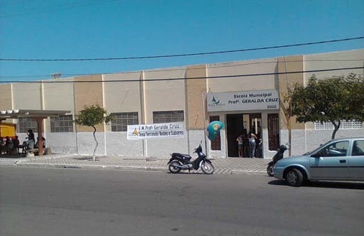 [ESCOLA%2520GERALDA%2520CRUZ%2520RECEBER%25C3%2581%2520ETAPA%2520DO%2520PROGRAMA%2520NESTA%2520QUARTA-FEIRA%255B3%255D.jpg]