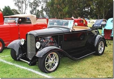 1932_Ford_roadster_black_fvl