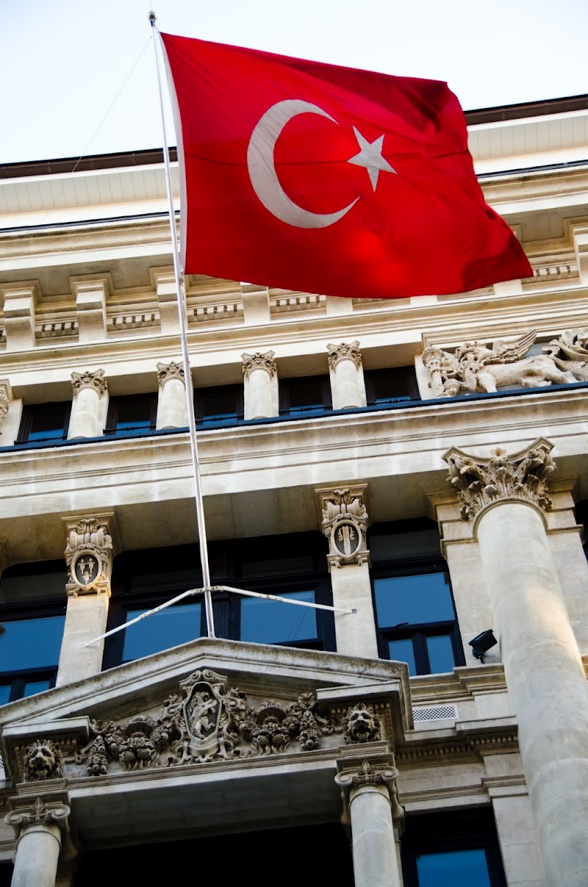 The Flag Of Turkey The Road Forks Travel And Food Blog