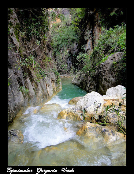 Espectacular Garganta Verde Espectacular Garganta Verde