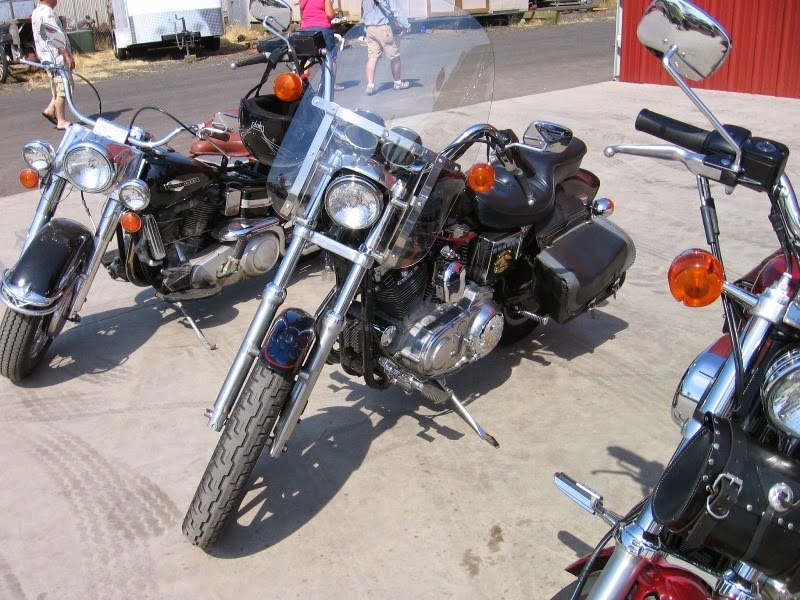 [IMG_8543-Harley-Davidson-Motorcycle-.jpg]