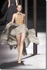 Lanvin-SPRING-2011-RTW-PODIUM-001_runway