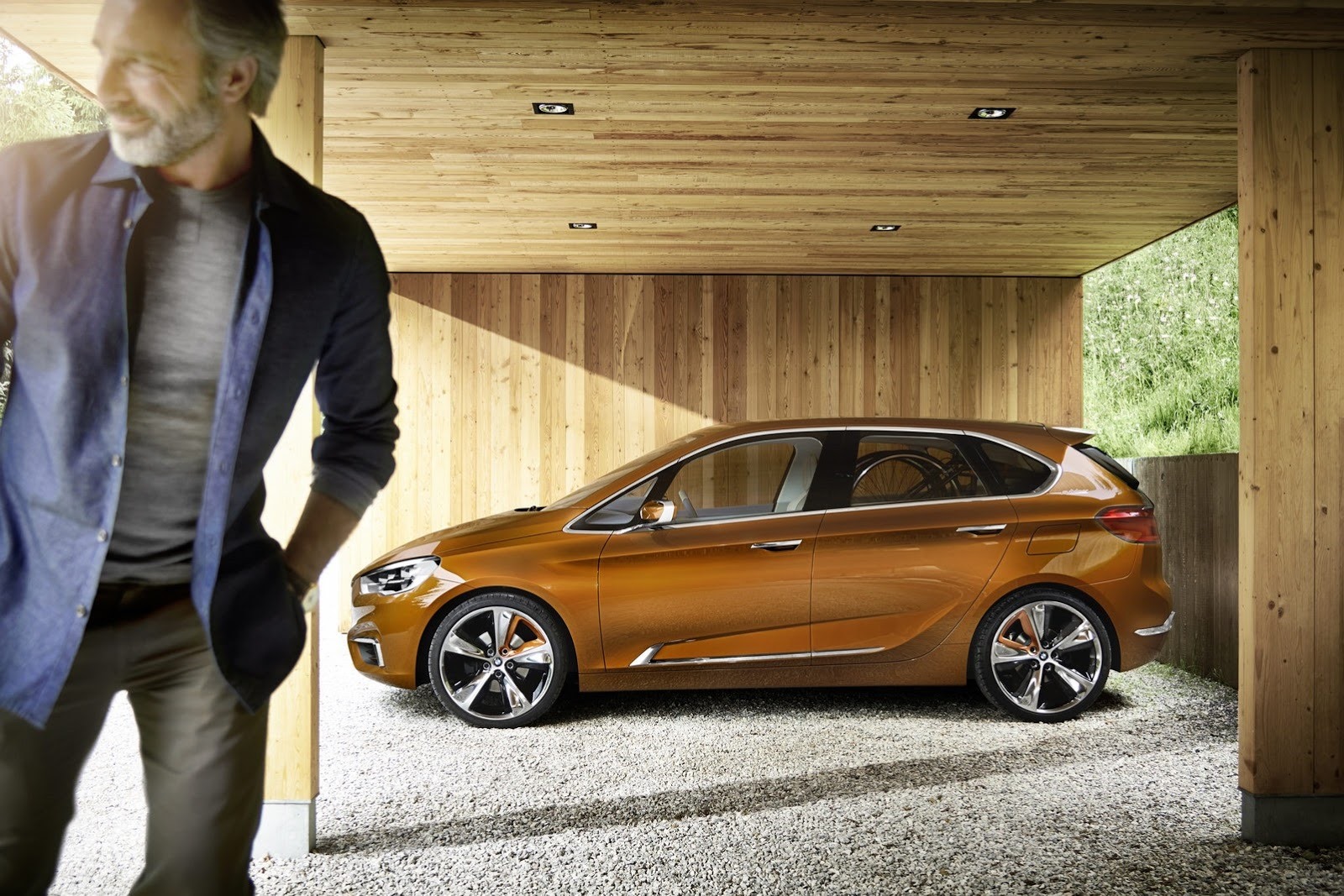 [BMW-Concept-Active-Tourer-Outdoor-5%255B2%255D.jpg]
