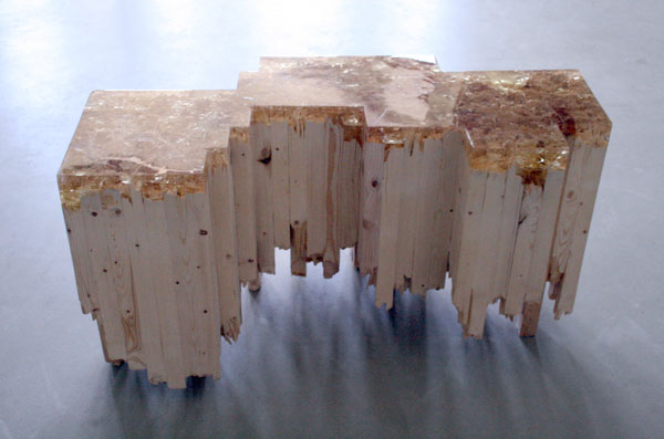 broken wood table1.jpg