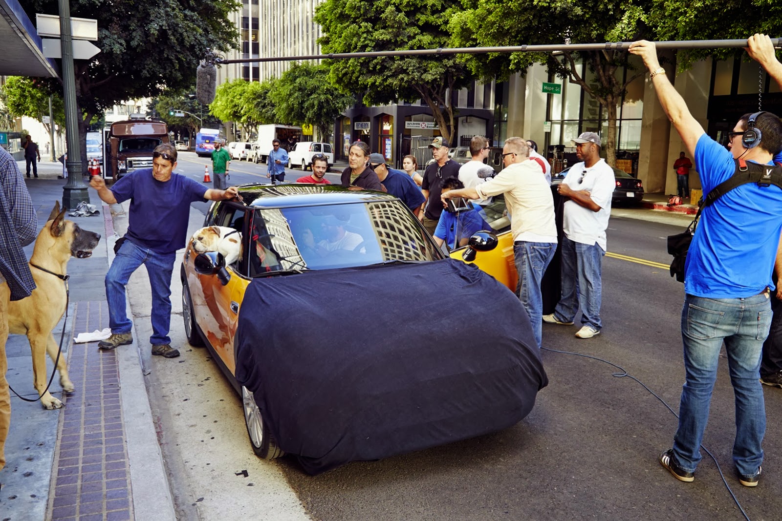[New-Mini-commercial-4%255B3%255D.jpg]
