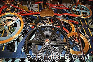 [81636917_676813_Mehanizm_hoda_Kremlyovskih_chasov%255B2%255D.jpg]