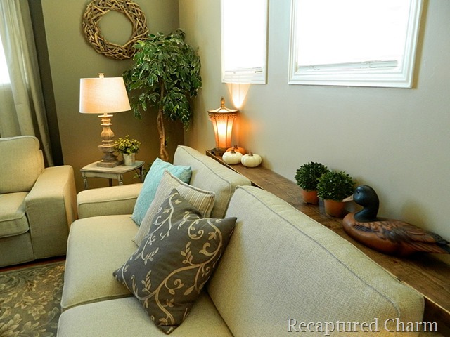 [sofa-shelf84.jpg]