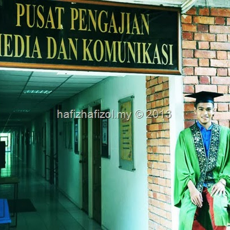 Photoshoot Bersama Jubah Konvokesyen :D