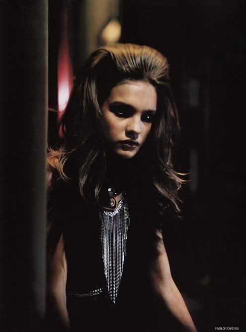 [vogue-uk-october-2002-through-a-glass-darkly-natalia-vodianova-paolo-roversi-5%255B5%255D.jpg]