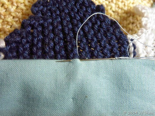 In the Making...: Photo Tutorial: How to Back a Knitted Blanket