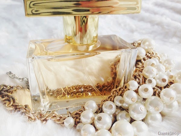 perfume-oriflame-miss-giordani-gold-dainte-blogger-spela-seserko