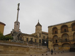 Мечеть-собор (Мескита) (Mezquita). Кордоба Мечеть-собор (Мескита) (Mezquita). Кордоба