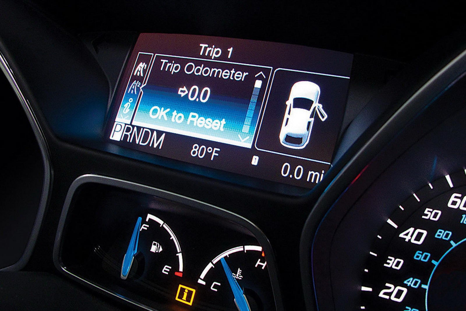 [13FordFocus_34%255B2%255D.jpg]