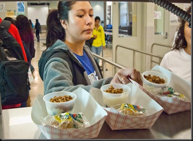 20111025-FNS-RBN-School Lunch