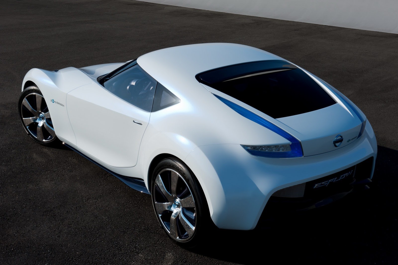 [Nissan-Esflow-Concept-2011-17%255B2%255D.jpg]
