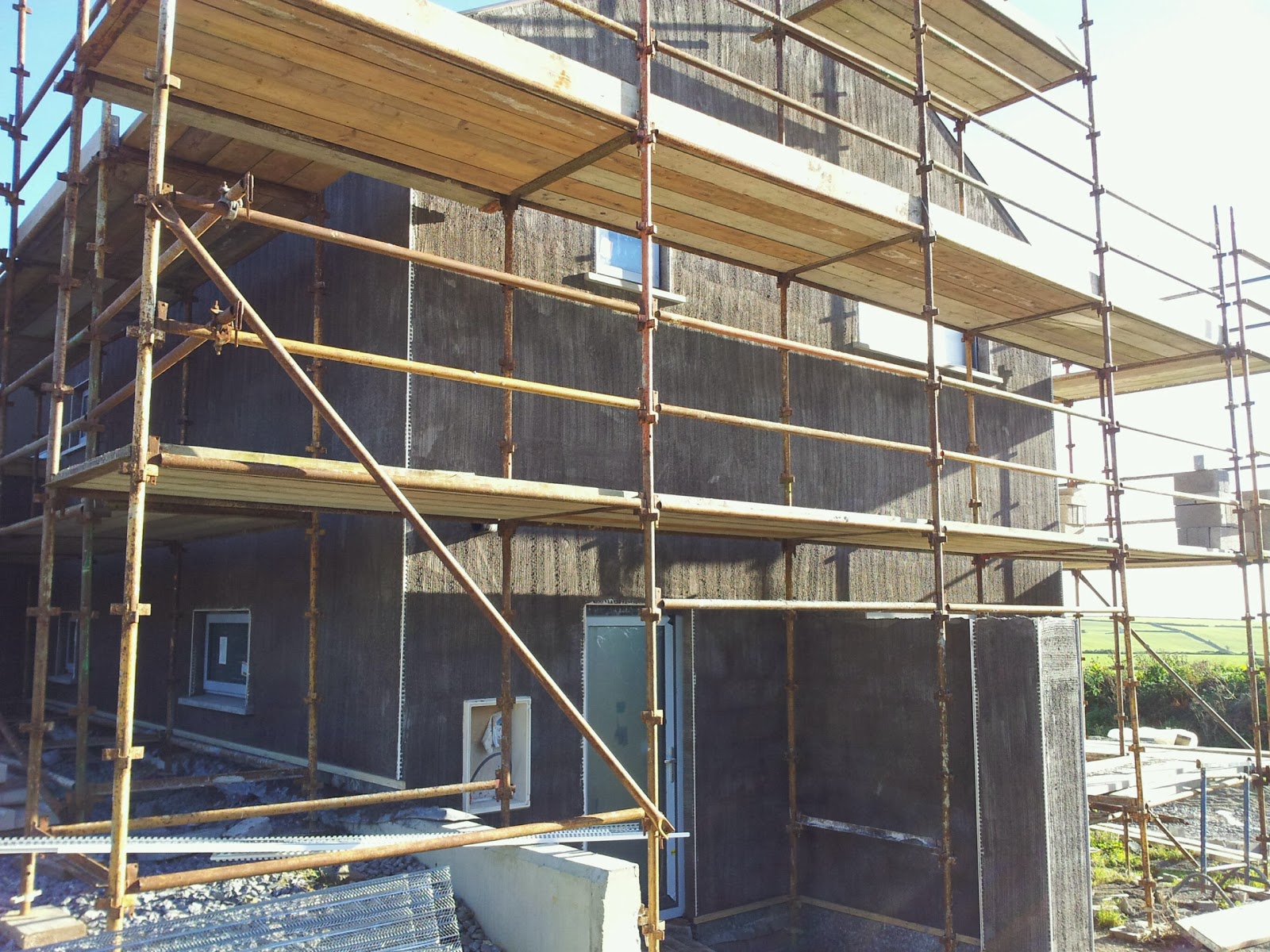 HOUSE BUILD Scratch Coat