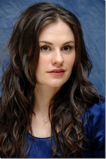 Anna Paquin Hot