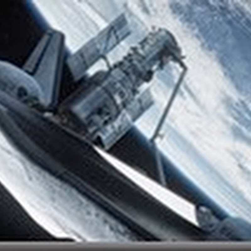 "Gravity" Pulls Audiences to Unforgiving Realm of Deep Space