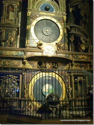 Estrasburgo. Catedral. Interior. Reloj astronómico - DSC_0013 (2)