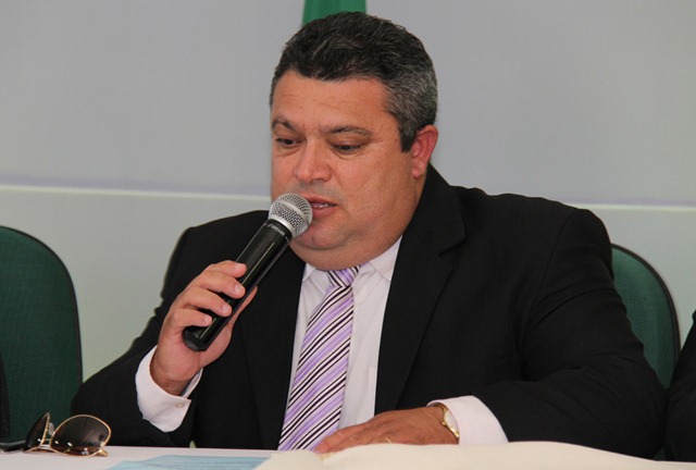 [ALDO%2520NOVA%2520FOTO%255B3%255D.jpg]