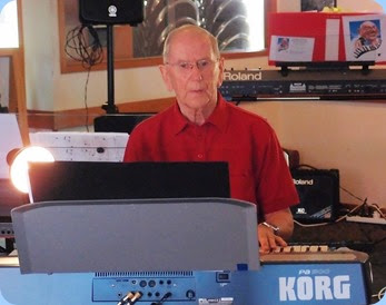 John Beales playing his Korg Pa500. Photo courtesy of Dennis Lyons