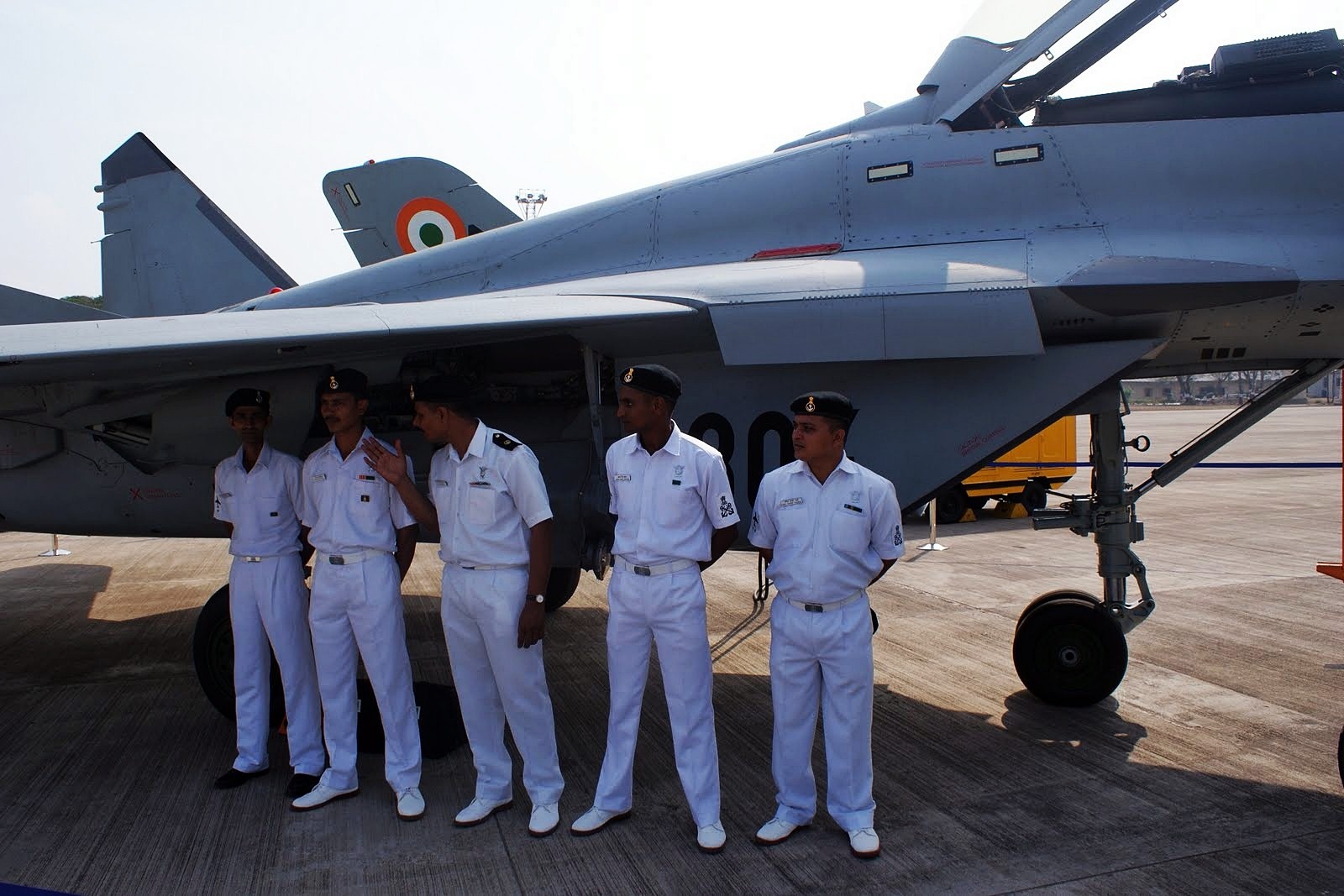 [20110727-Indian-Navy-MiG-29-K-MiG-29%255B21%255D.jpg]