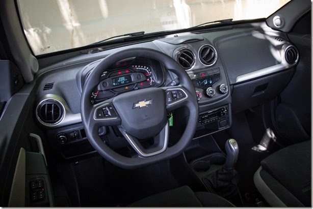 Chevrolet Agile 2014 (48)