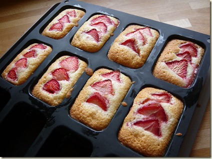 strawberry and lemon friands3