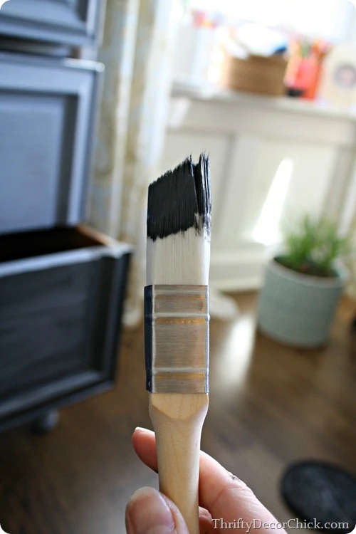 square paint brush