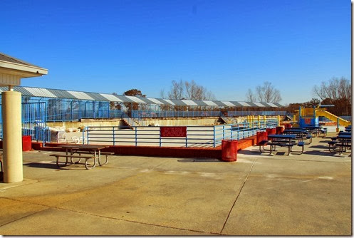 Bayou Segnette Swimming Pool