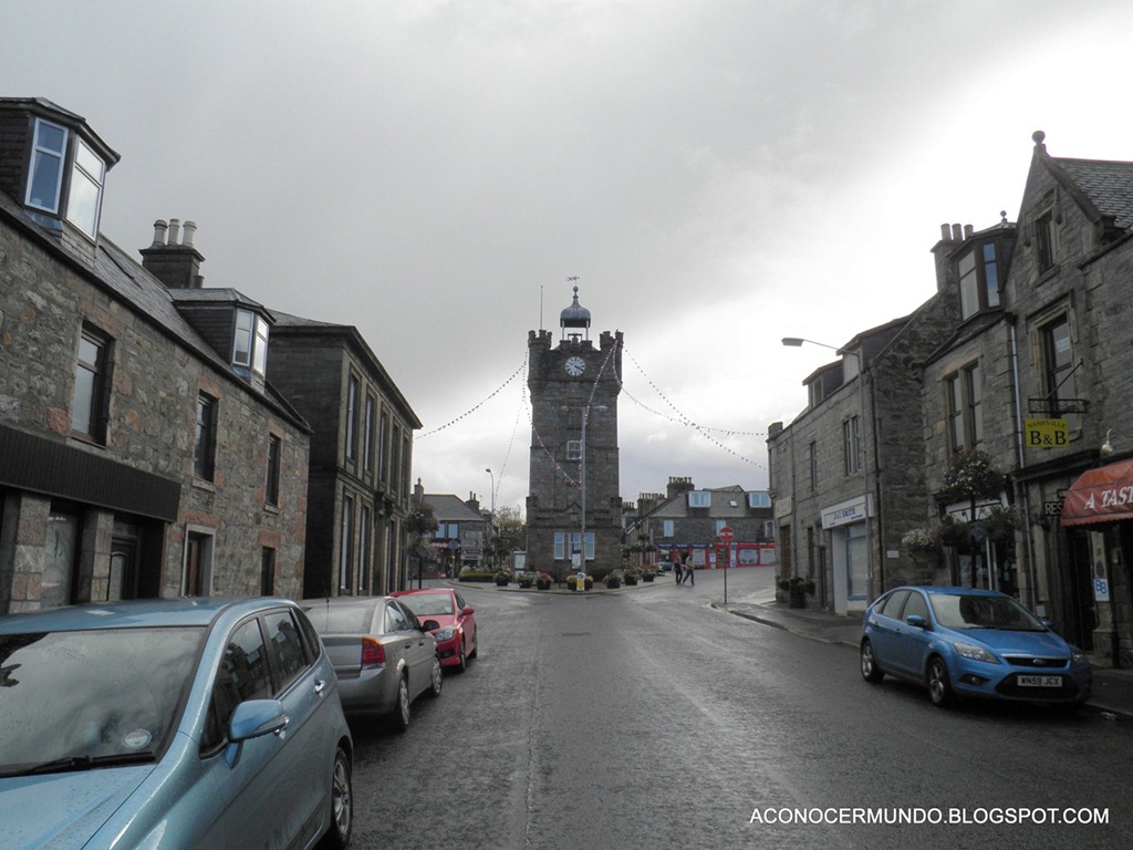 [Dufftown-PA070403%255B1%255D%255B1%255D.jpg]