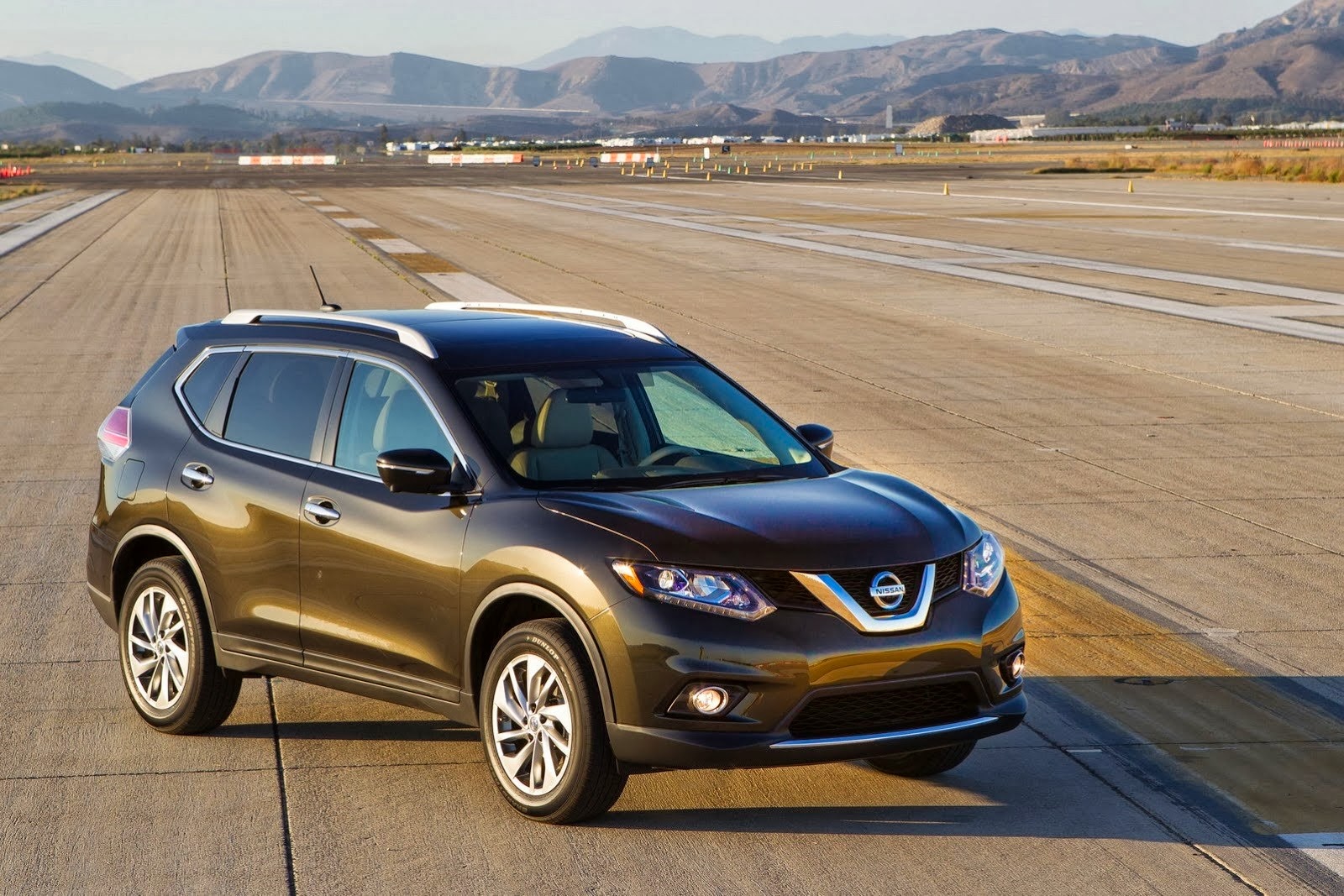 [2014-Nissan-Rogue-CUV-1%255B2%255D.jpg]