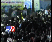 Chandrababu+falls+from+the+stage+-+10010