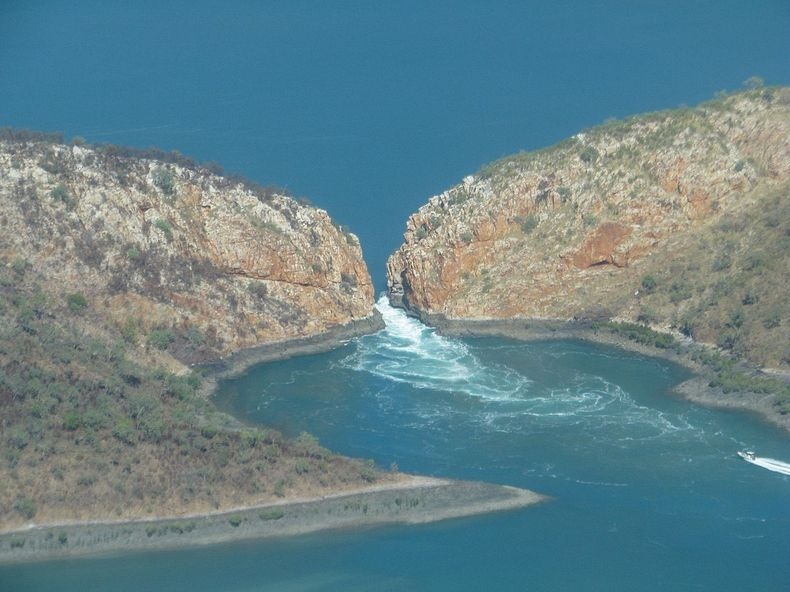 horizontal-falls-1