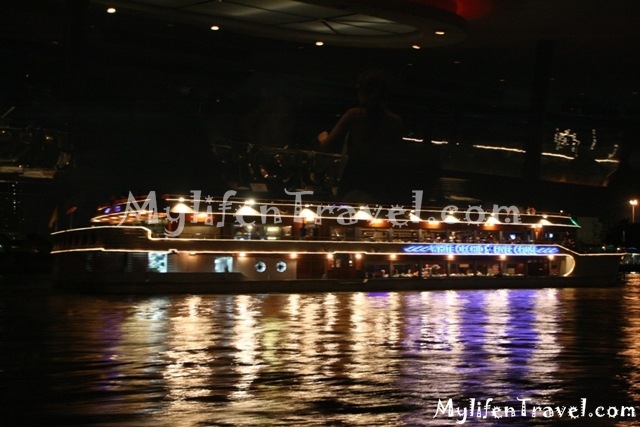 [Bangkok-Cruise-Dinner-407.jpg]