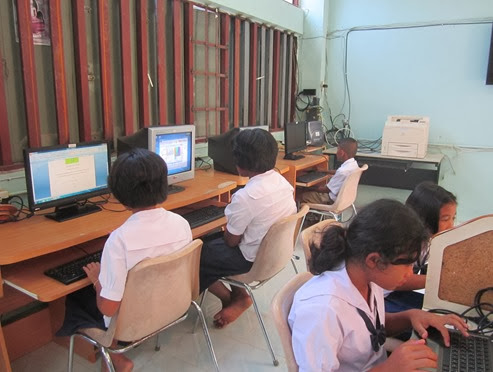 computer rooms in thai school