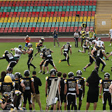 und auf dem Spielfeld gehts zur Sache