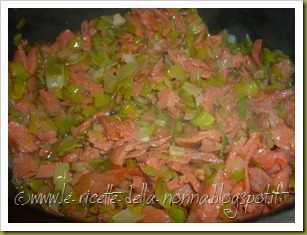 Maccheroncini con salmone, porro e panna vegetale (4)