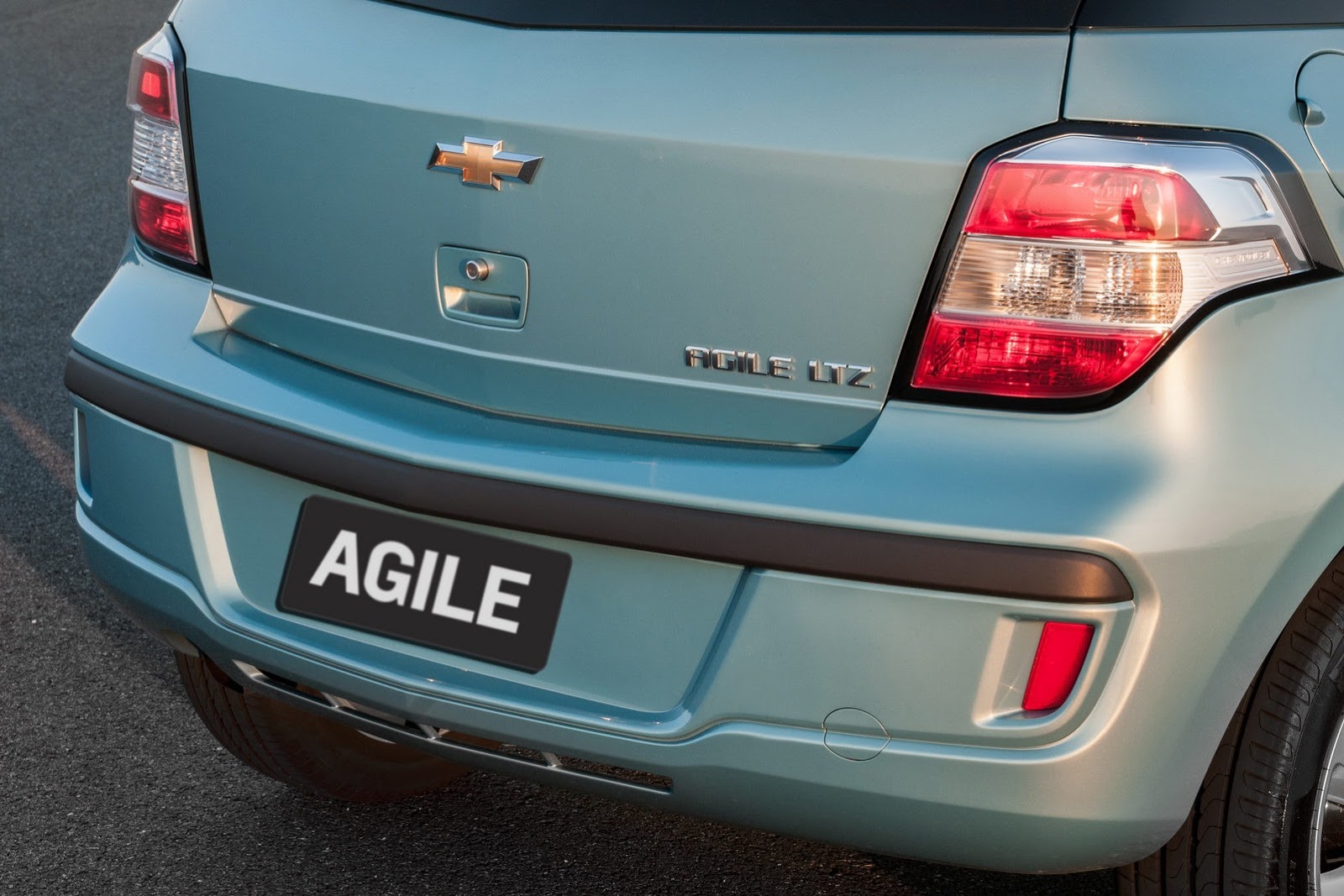 [2014-Chevrolet-Agile-14%255B2%255D.jpg]