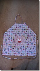 Apron with Cupcake Full