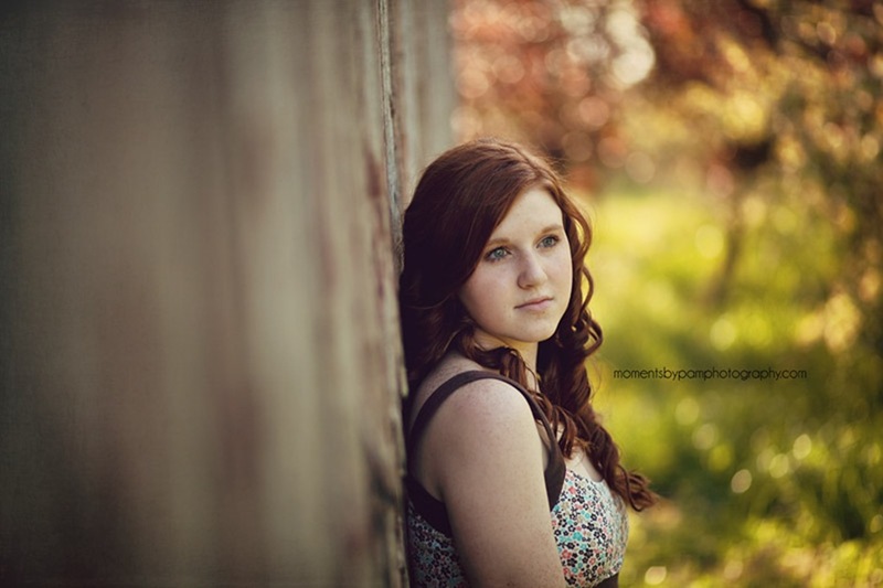 Amanda R {senior 2012} 096 logo