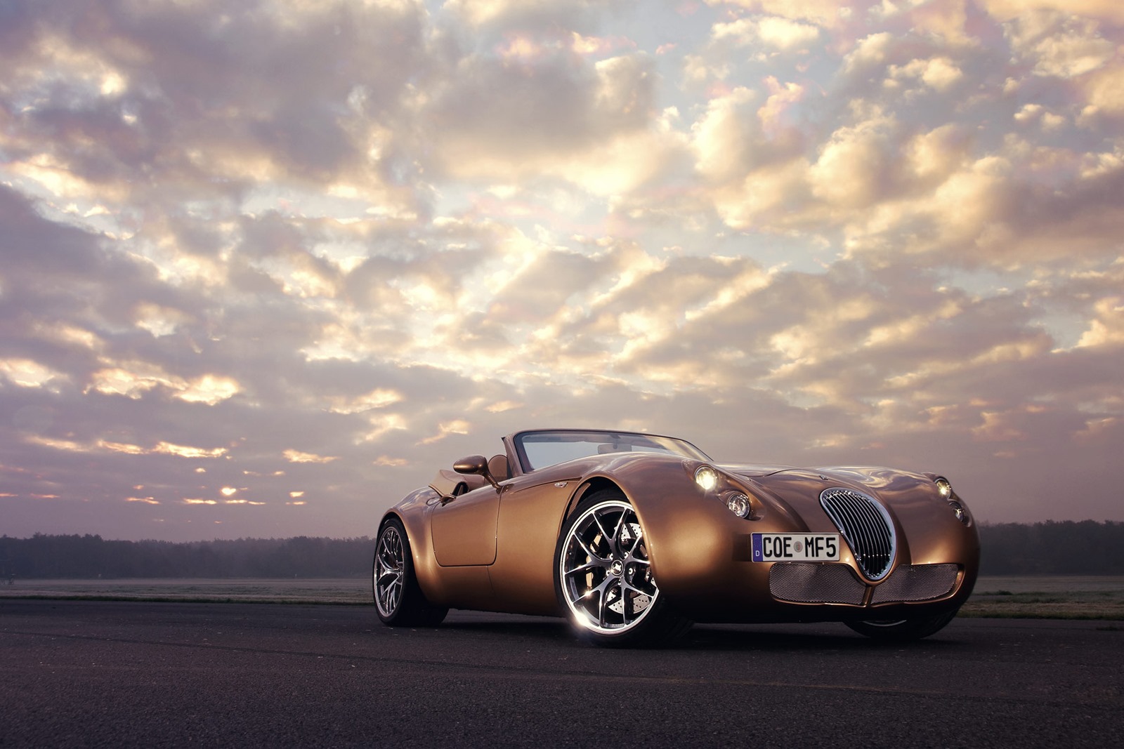 [Wiesmann-Roadster-MF5-3%255B3%255D.jpg]