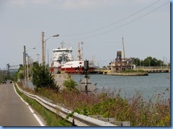 8427 Thorold -  Welland Canals Parkway - Thunder Bay lake freighter in Lock 6