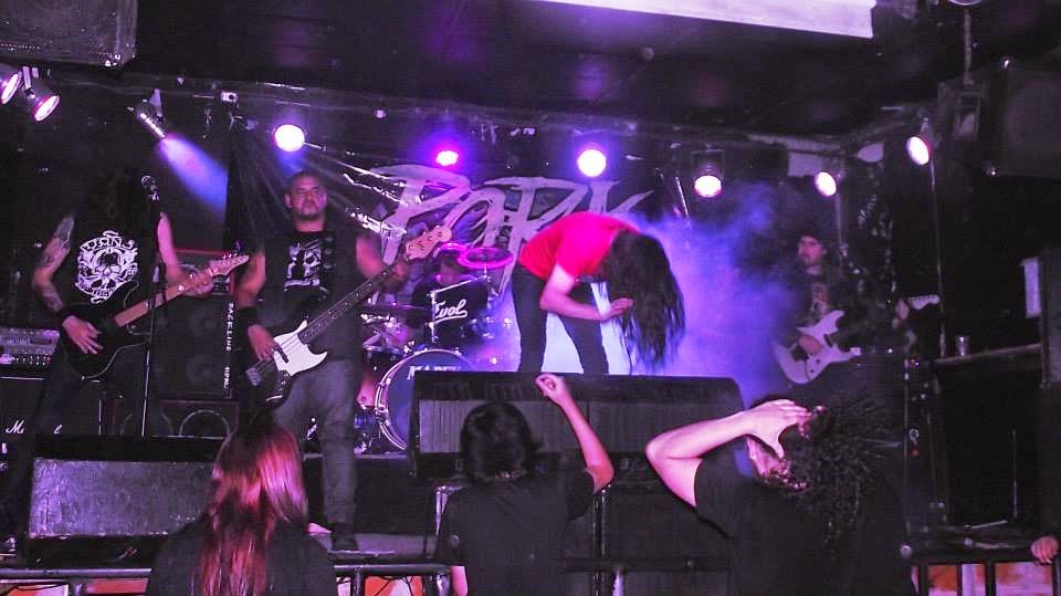 [970867_4570558555832_196903918_n%255B5%255D.jpg]