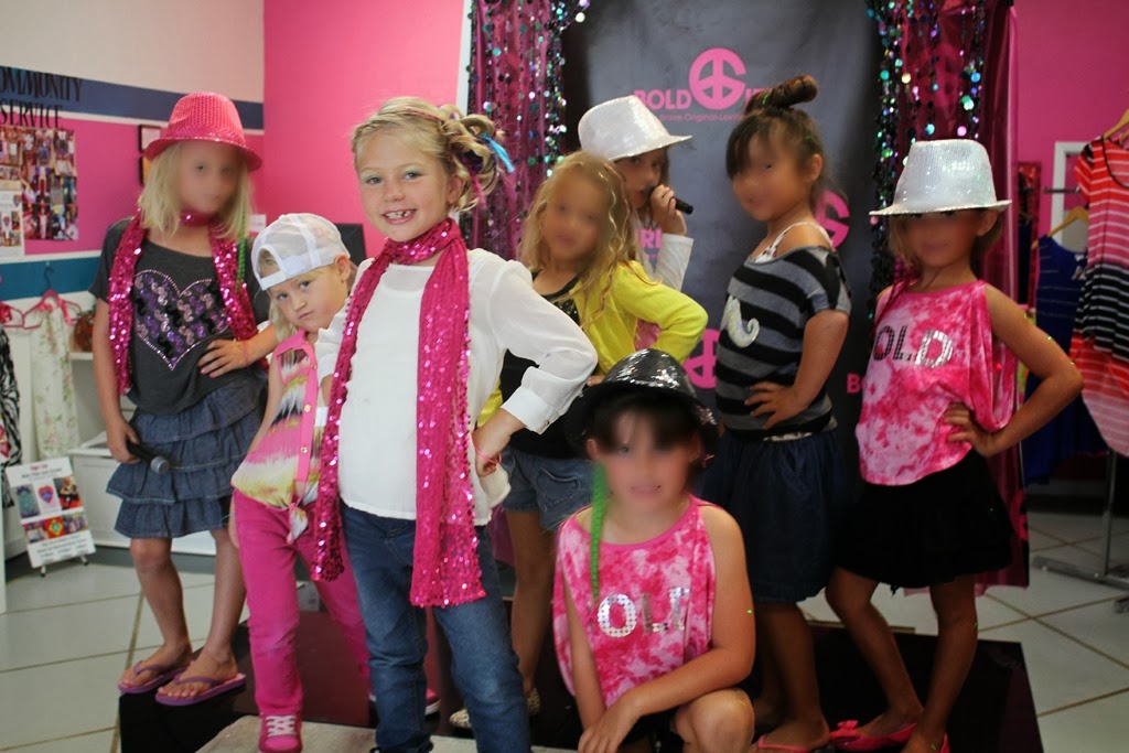 [best%2520group%2520faces%2520obscured%255B3%255D.jpg]