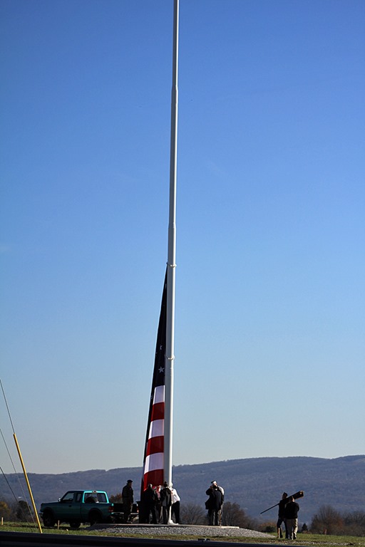 [uniontown-flag--raising-99.jpg]