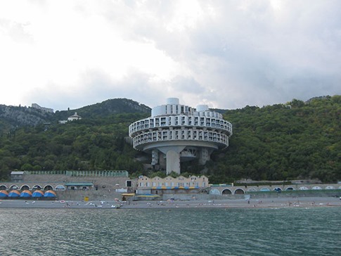 07. Druzhba Holiday Center (Yalta, Ucrania)
