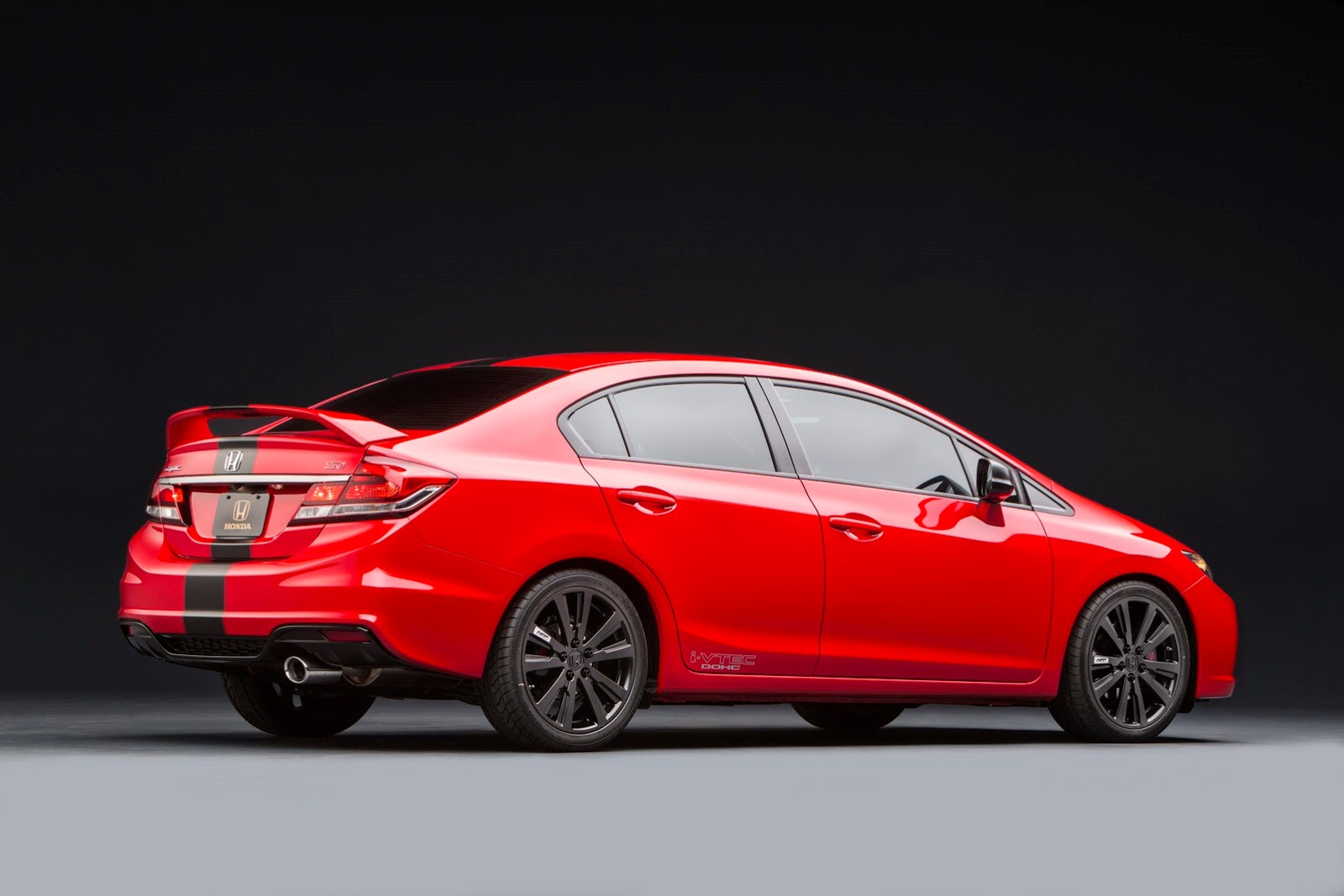 [13_Civic_Si_Sedan_Project_03%255B2%255D.jpg]